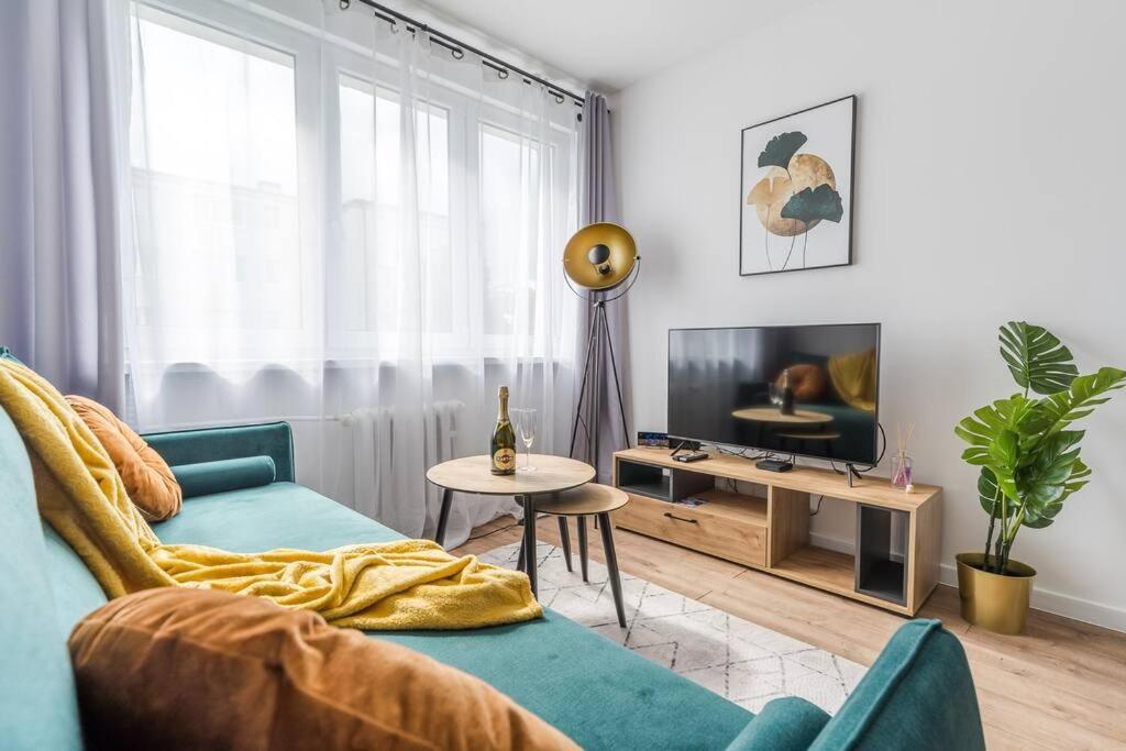 Uroczy Apartament 2 Pokoje - 10 Min Do Morza! Danzig Exterior foto